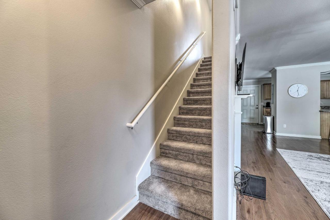 Charming Springdale Townhome About 5 Mi To Dtwn! Eksteriør billede